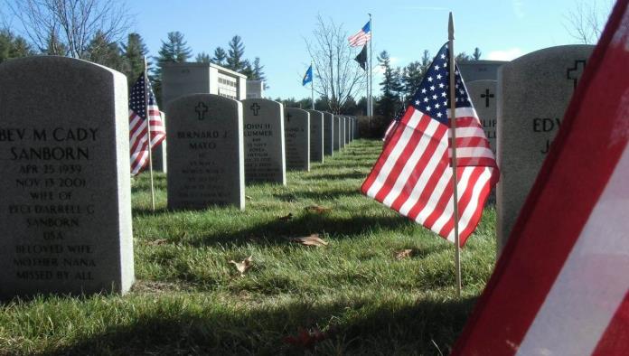 Ejército de EU critica a Trump por visitar cementerio miliar