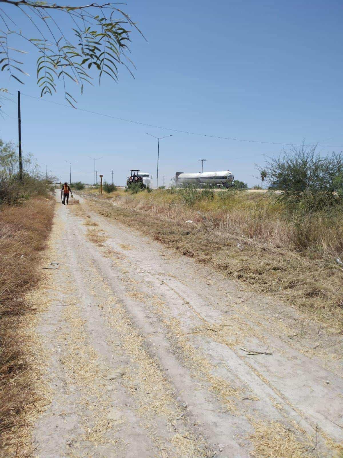 Limpian Bulevar Carranza en Venustiano Carranza