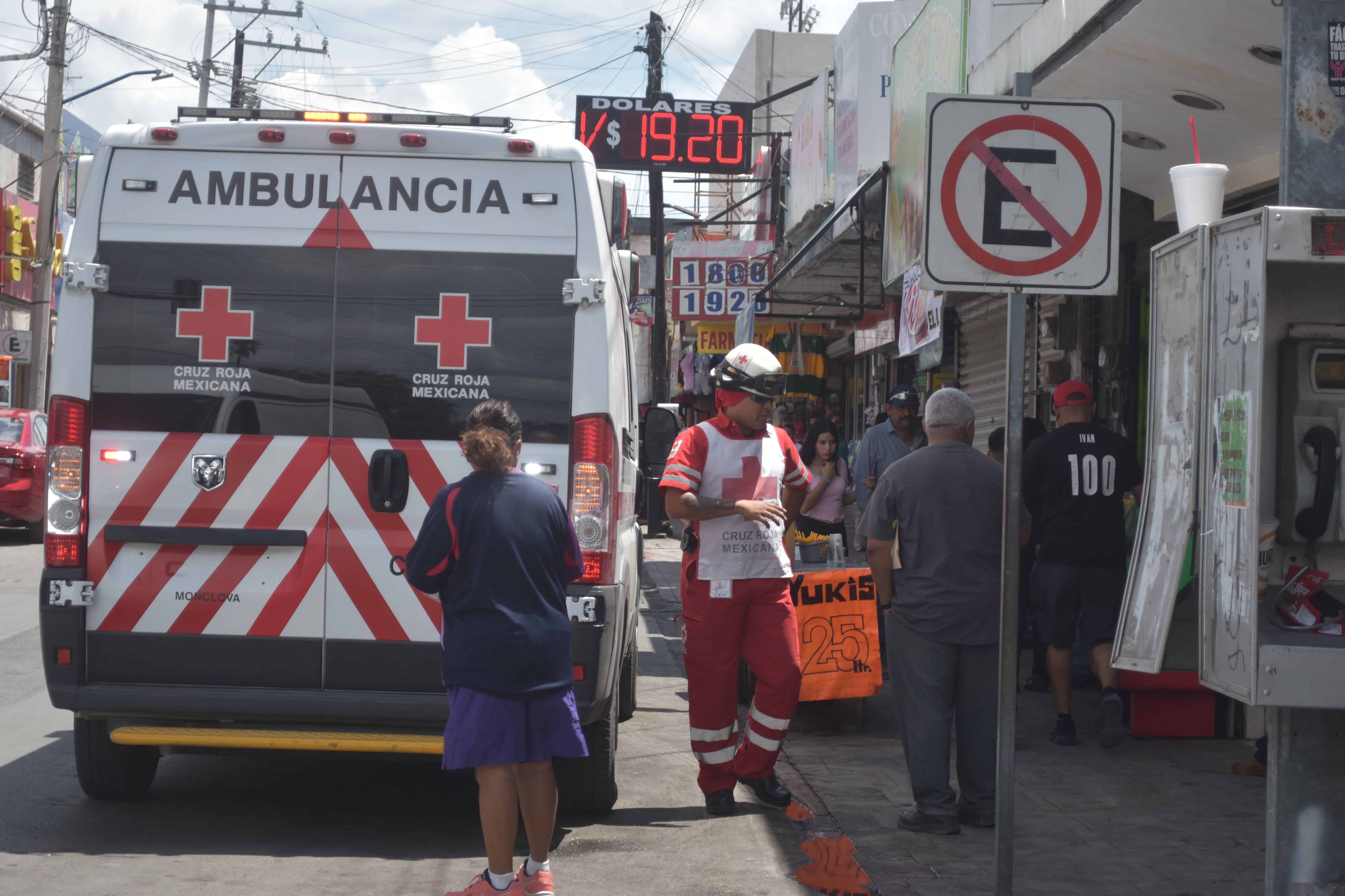 Embiste cafre a mujer en la ZC