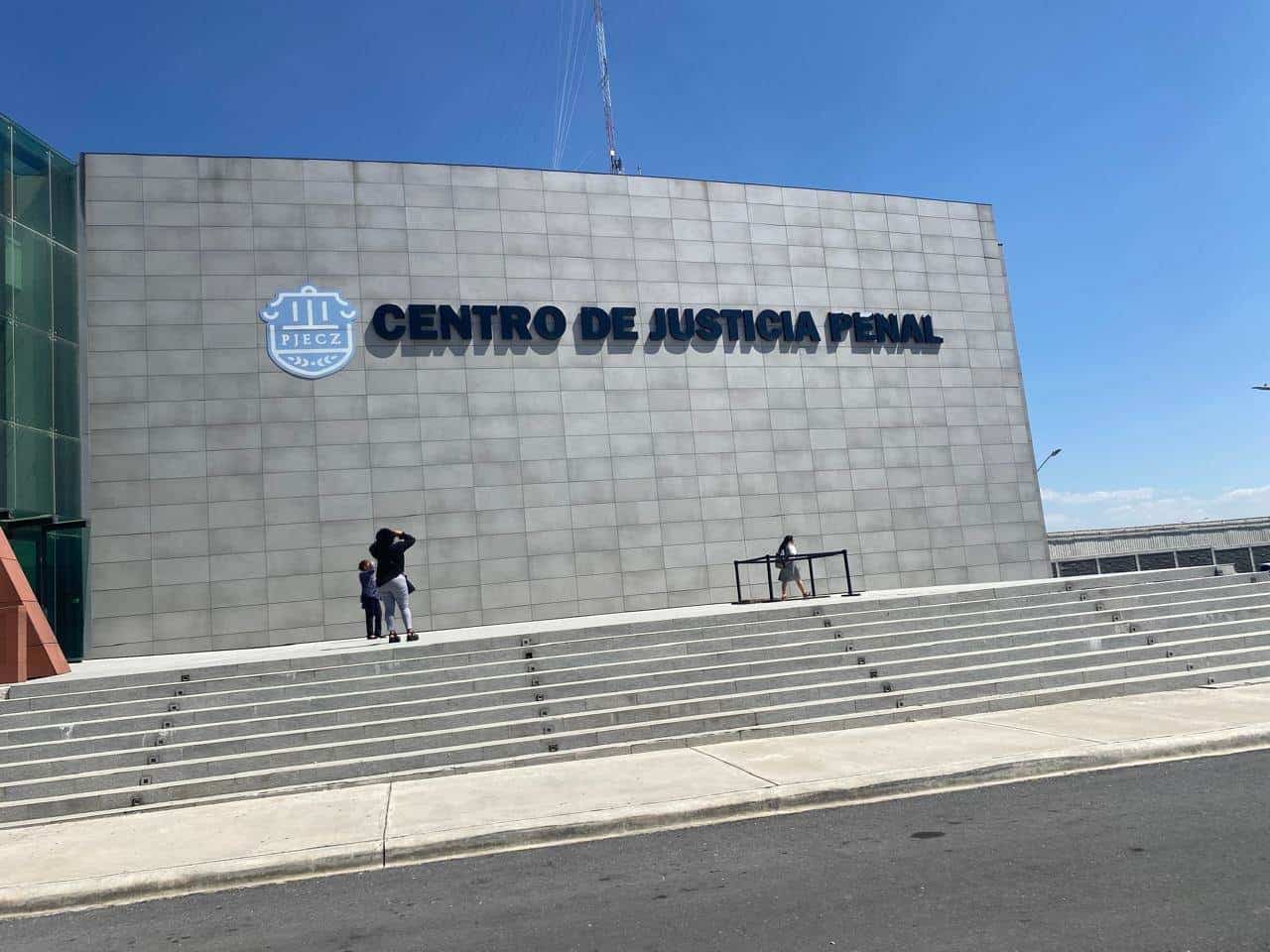 Los individuos, originarios de distintas ciudades del país, fueron trasladados al Centro de Operaciones Estratégicas.