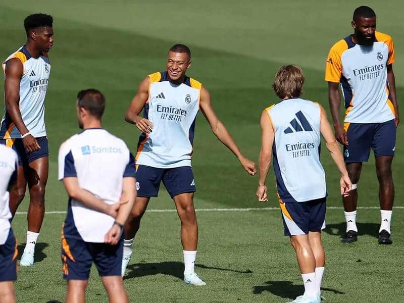 Aurélien Tchouameni, Ferland Mendy y Wesley Fofana son las tres bajas de Francia para la Fecha FIFA de septiembre.