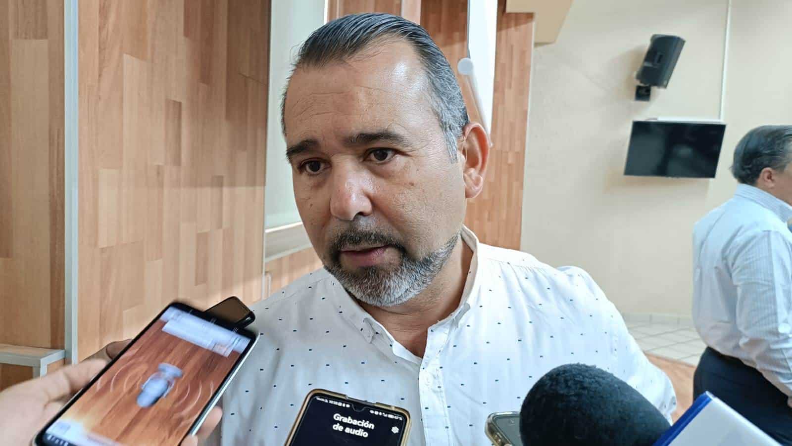 “El enfoque de las políticas públicas del gobierno federal ha dejado rezagados a sectores clave del norte y centro del país”, dijo Marco Ramón presidente de la UOE.