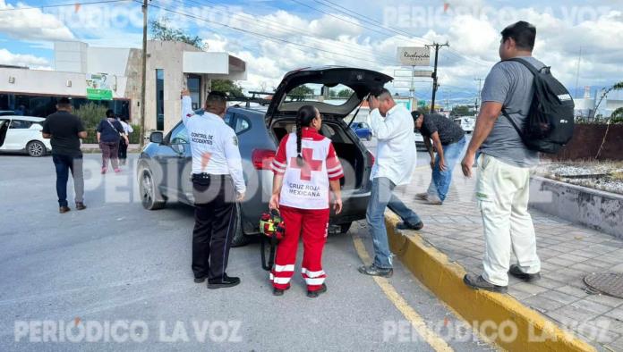 Chocan en la rotonda