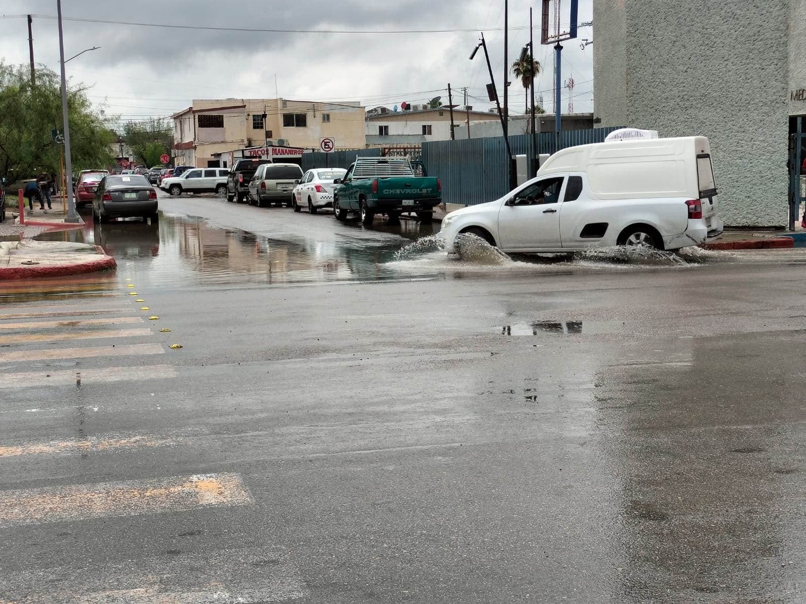 Caen 3 pulgas de lluvia en Piedras Negras y SEGUIRÁ ASÍ