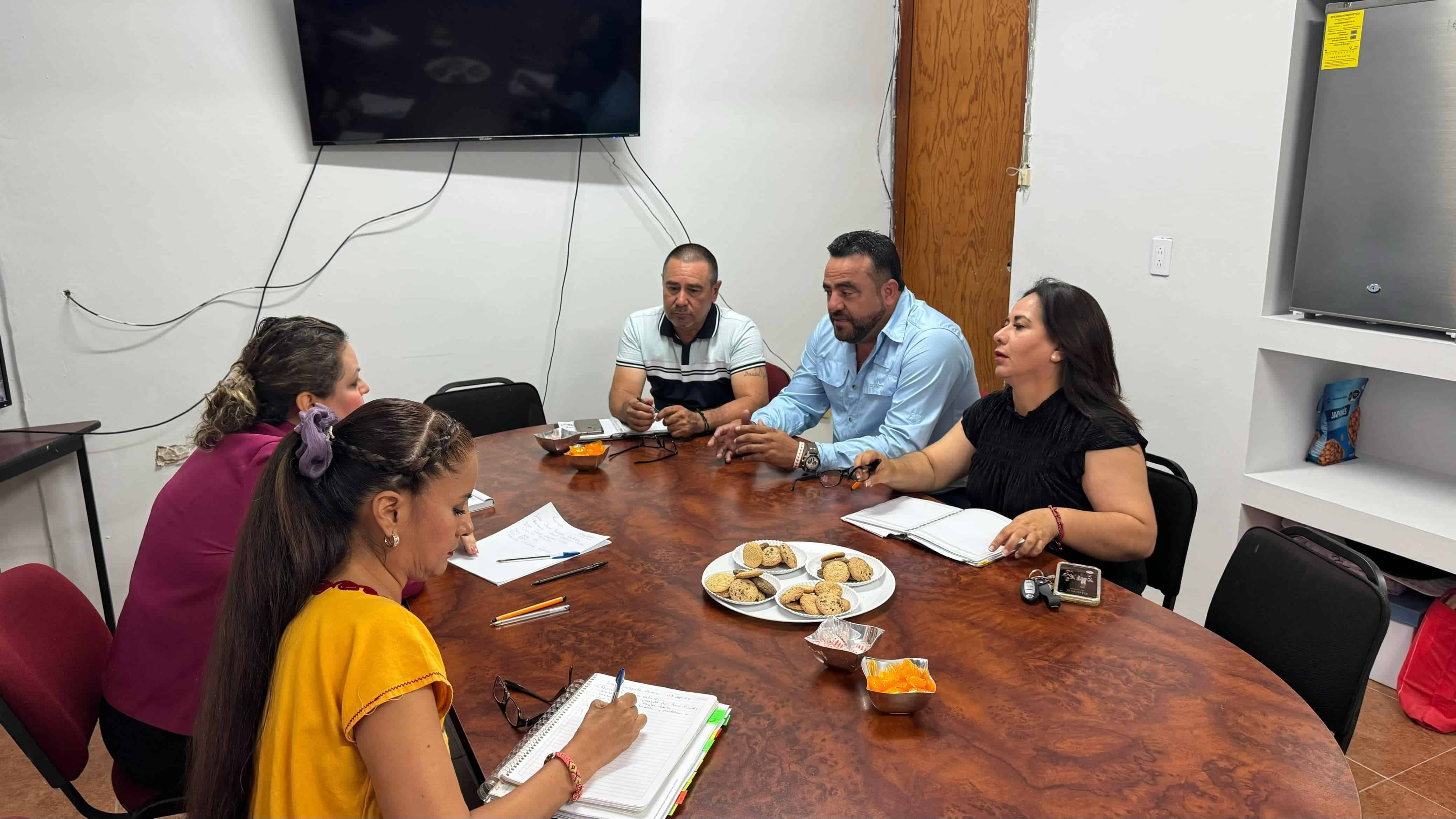 Se brindará el servicio a estudiantes del CETIS pero de manera adecuada.