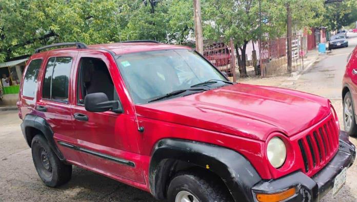 Conductores Pierden el Control por Distracción y Chocan en la Colonia Porvenir