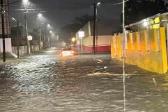 Crisis por Lluvias en Ciudad Acuña: Calles Colapsan y Vehículos Quedan Varados