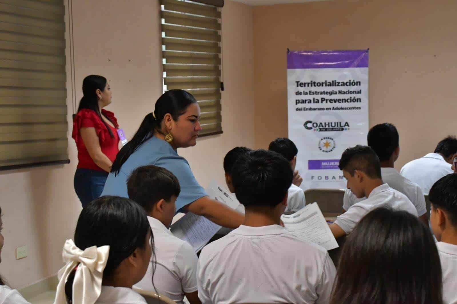 Conversatorio sobre Integridad Sexual Refuerza la Educación entre Jóvenes de Nava