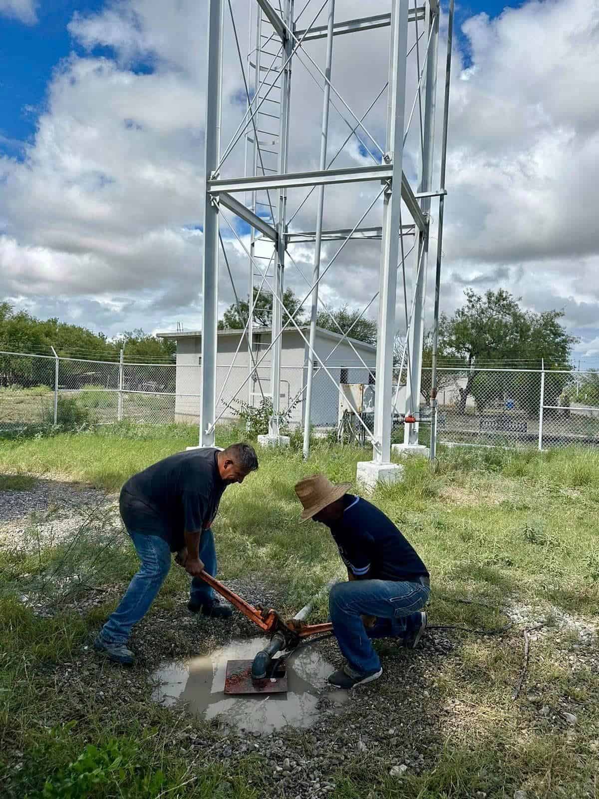 Restablecen Suministro de Agua en El Milagro