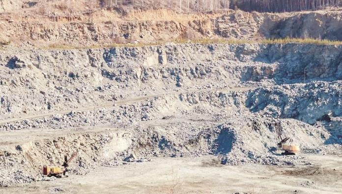 Agoniza minería en tajos a cielo abierto