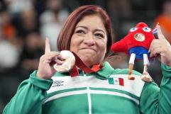 Amalia Pérez se cuelga la medalla de bronce