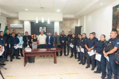 Concluyen policías curso de la Fiscalía