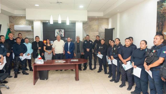 Concluyen policías curso de la Fiscalía