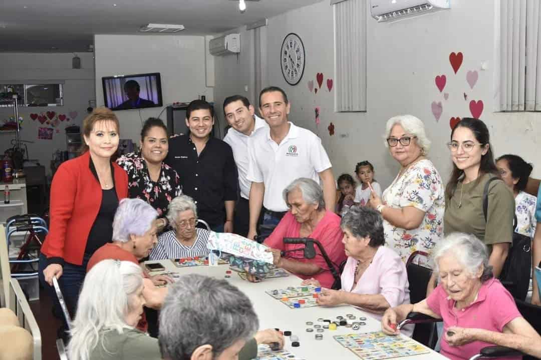 Lleva PRI alegría al Asilo de Ancianos