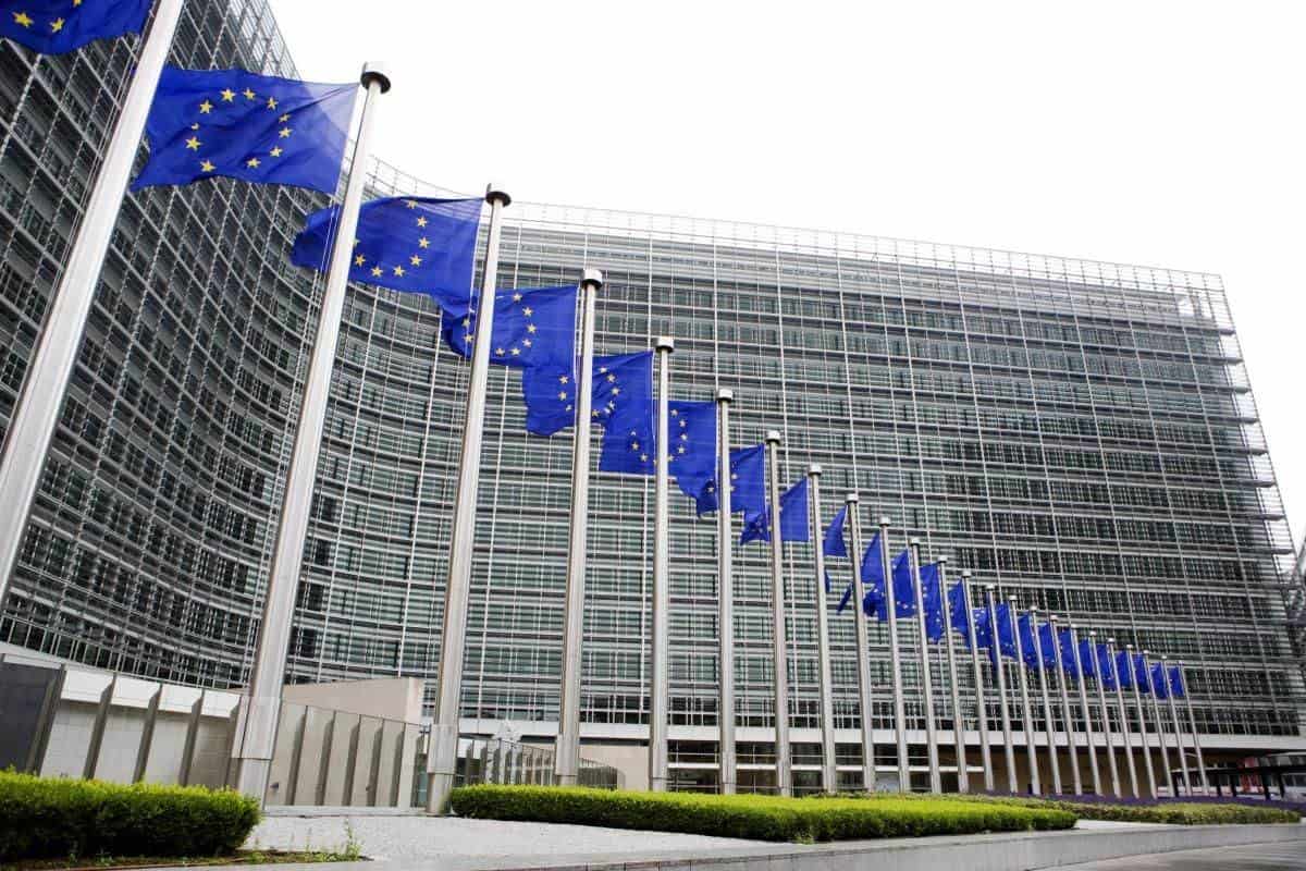 Unión Europea amenaza a Irán por vender misiles a Rusia