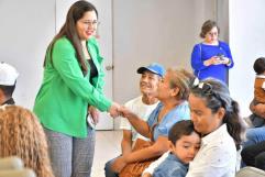 Más familias en Nava obtienen escrituras gracias al Programa Cambio de Propietario