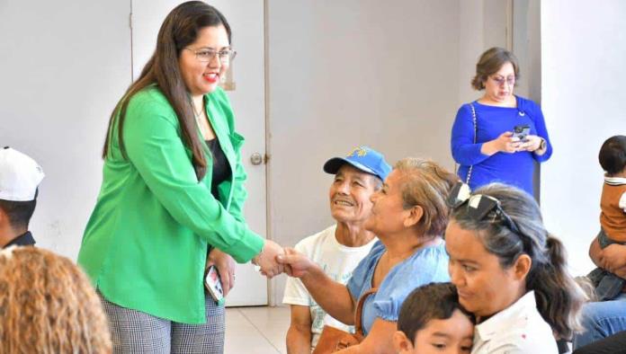 Más familias en Nava obtienen escrituras gracias al Programa Cambio de Propietario