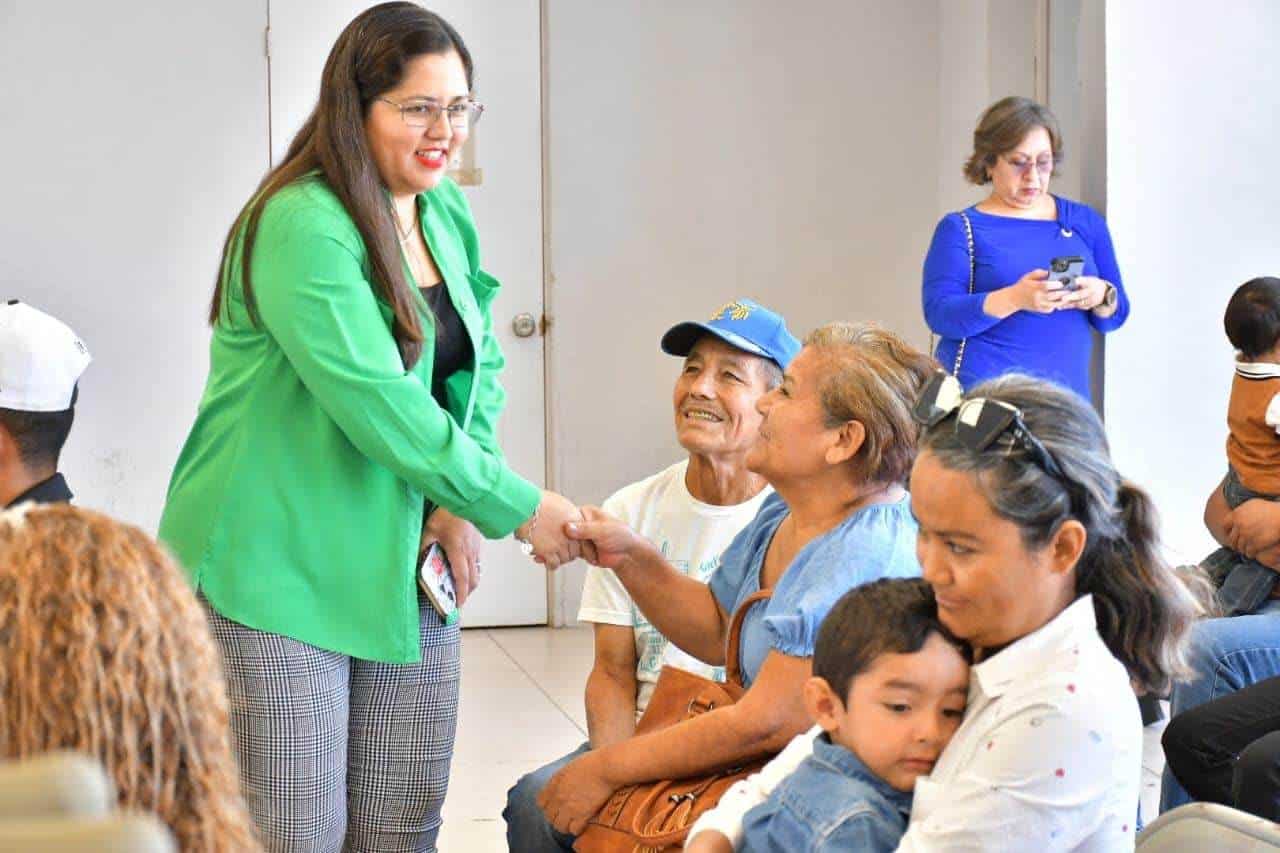 Más familias en Nava obtienen escrituras gracias al Programa Cambio de Propietario