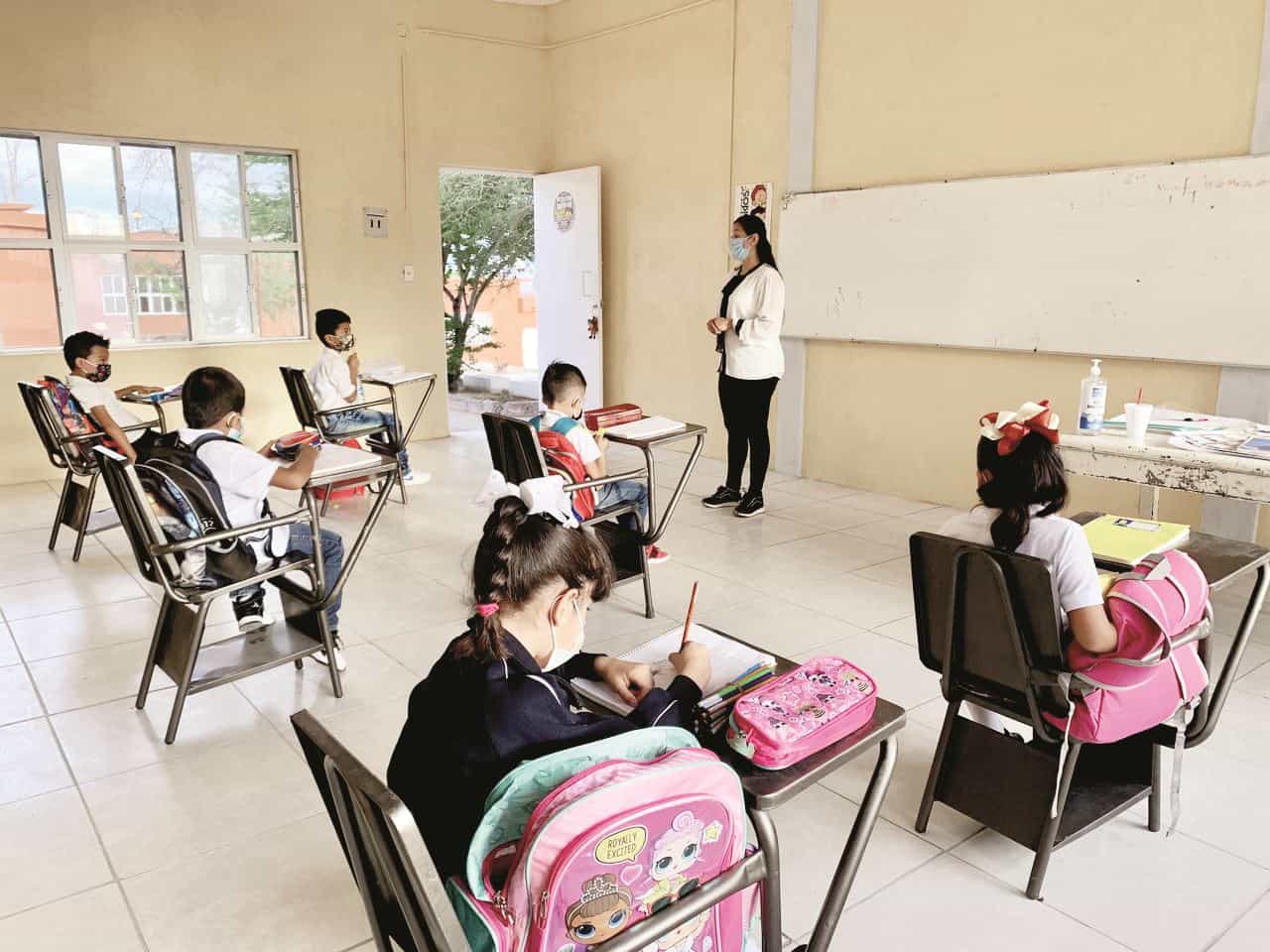 No están obligados padres a pagar cuotas a escuelas