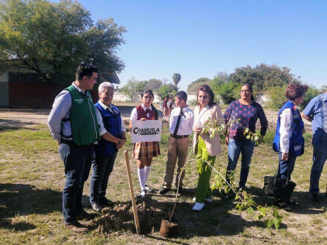 Celebran Mitote 2024: Ceremonia de Plantación del Árbol por La Paz en Acuña