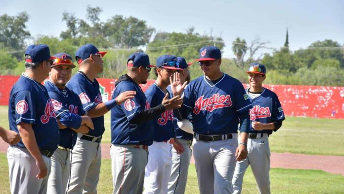 Inauguran en Nava la Liga LOBANC con duelo entre Indios y Astros