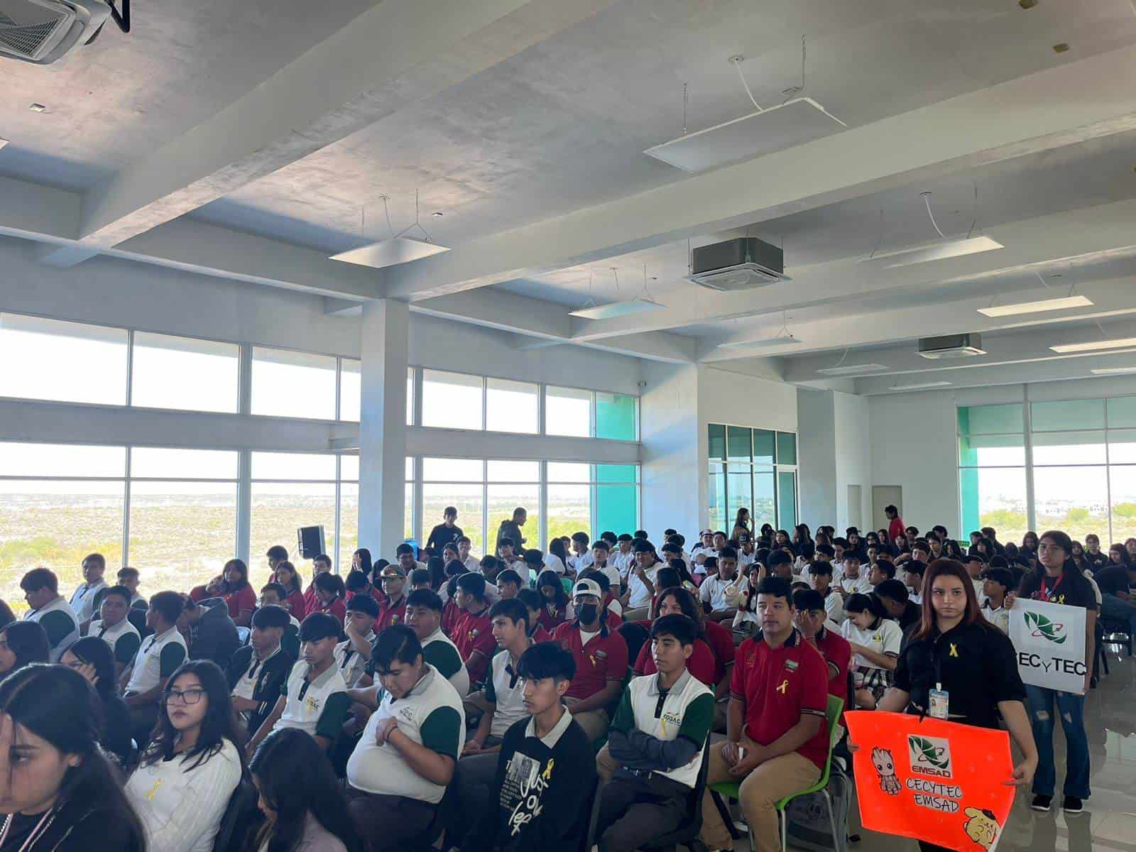 Ciudad Acuña Conmemora Día de Prevención del Suicidio con Impactante Conferencia