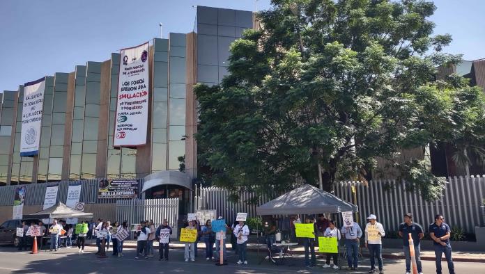 Mantienen protesta en el PJF en Coahuila