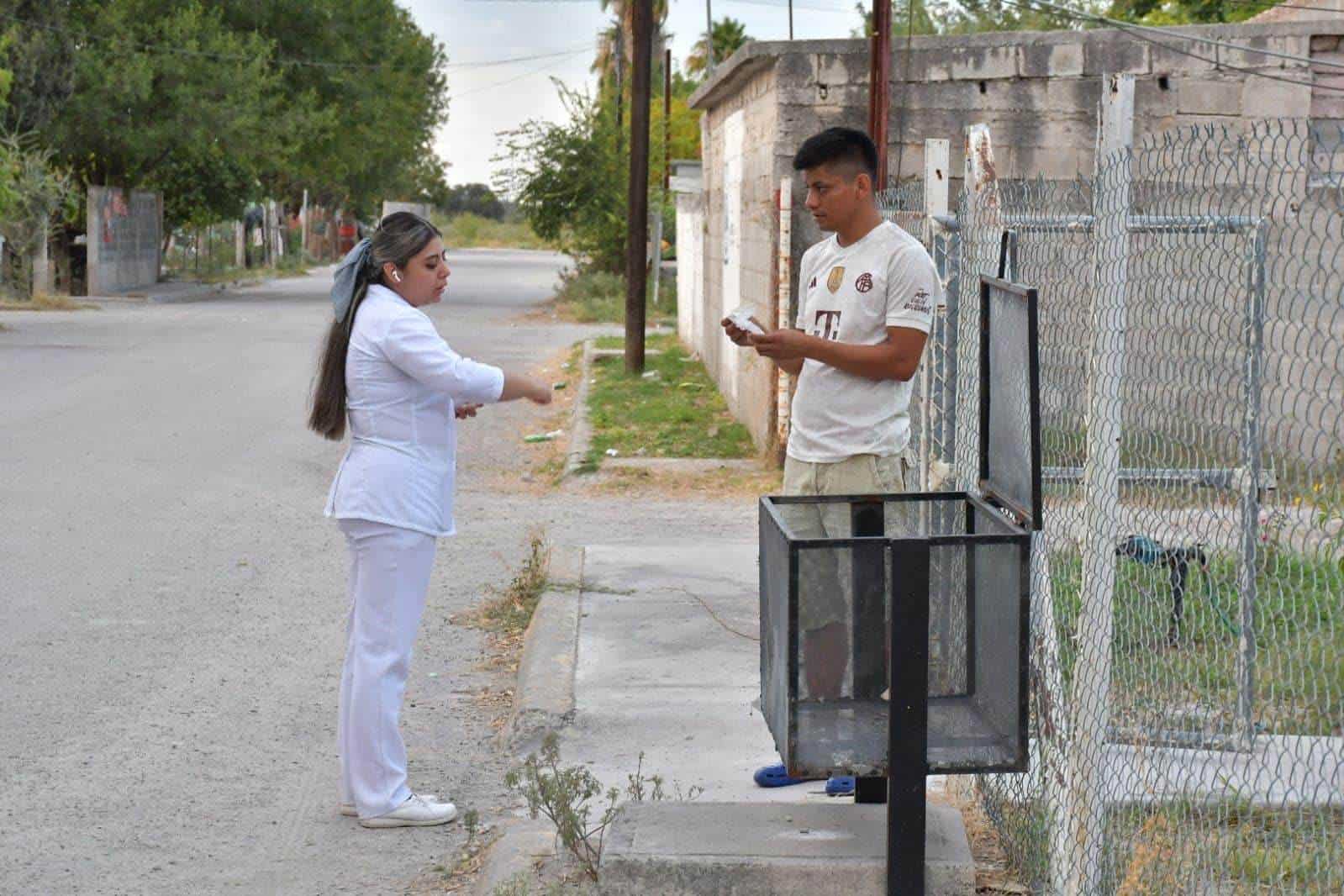 Continúan Acciones de Fumigación en Nava para Combatir Mosquitos