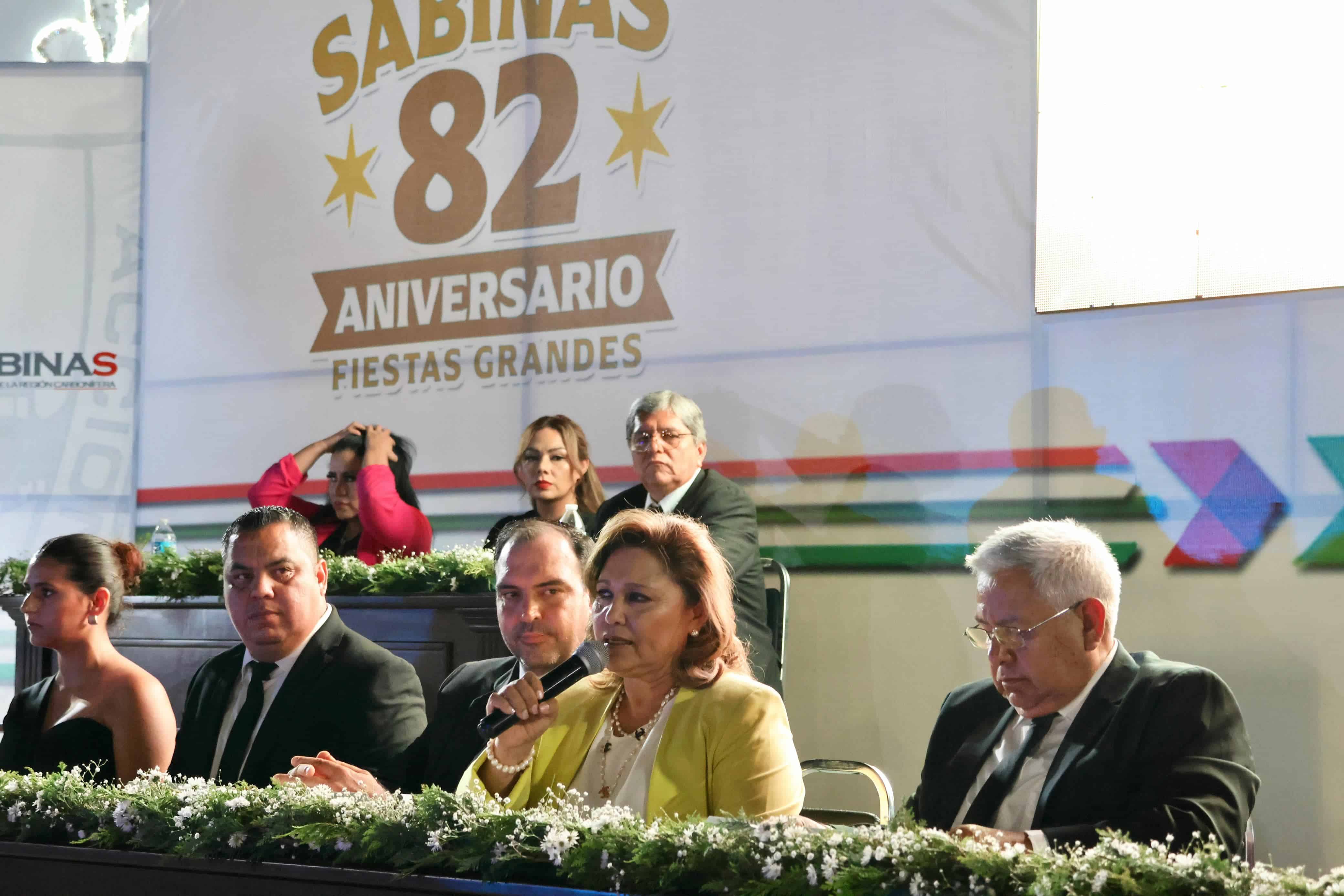 Sabinas celebra 82 años de ser ciudad con sesión solemne  y reconocimientos