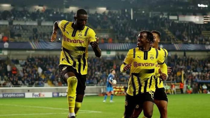 Borussia Dortmund inicia la Champions con el pie derecho