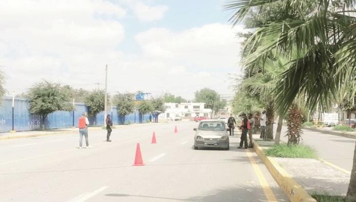 Exhortan a pagar derechos vehiculares