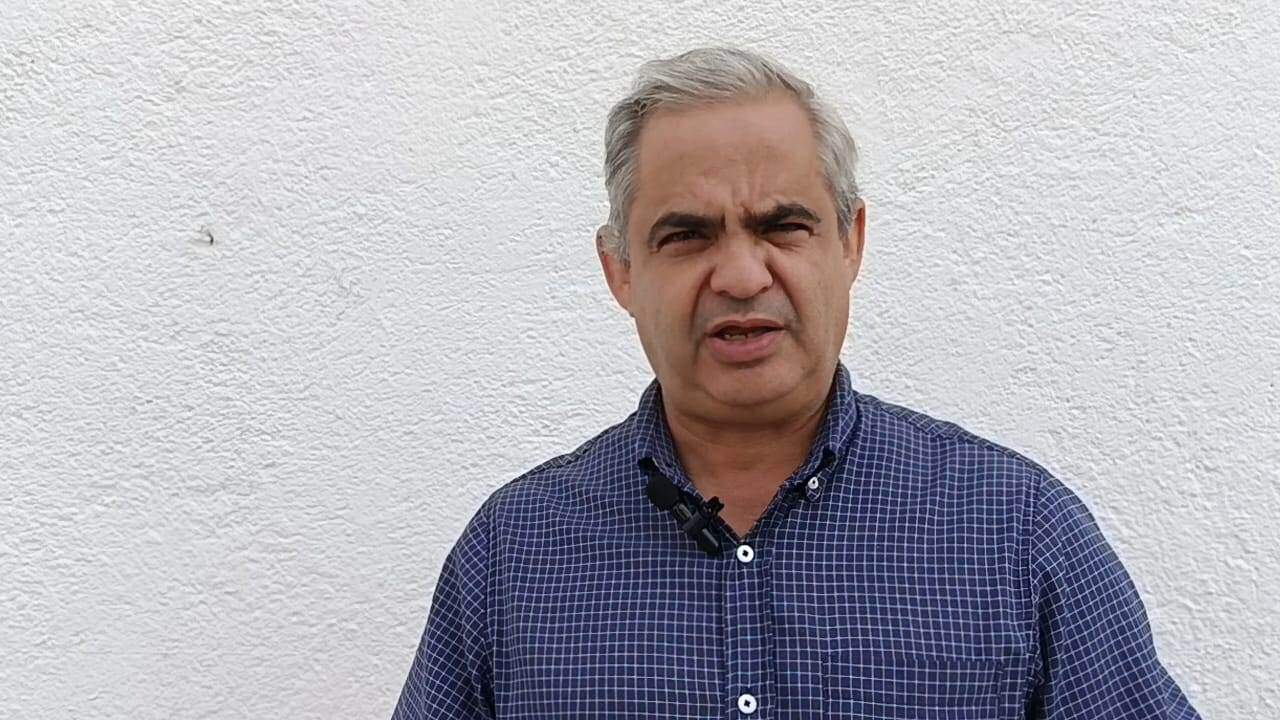 Julio César Aguirre Montemayor inspector de la oficina de la Administración Local de Recaudación en Sabinas.