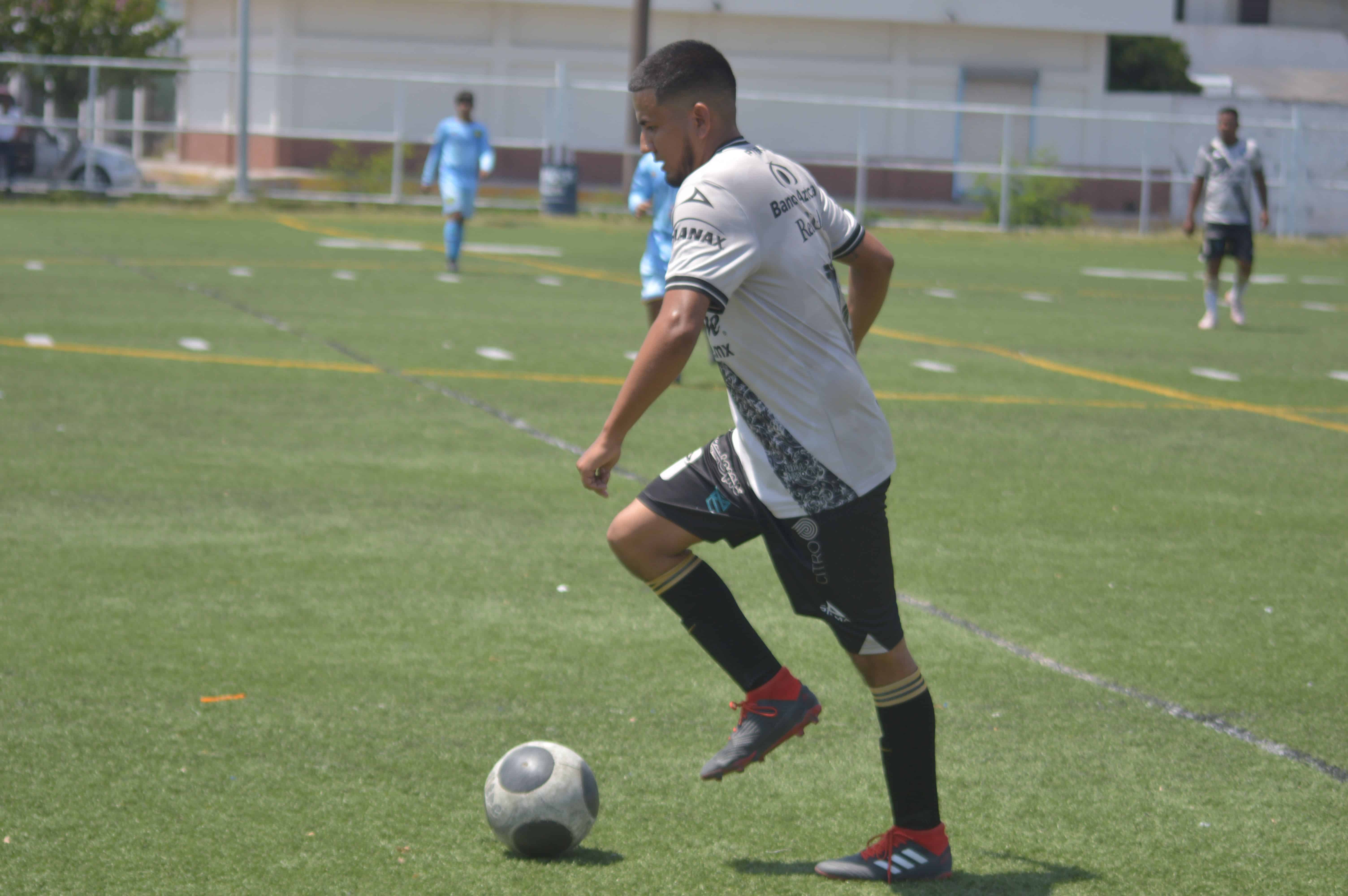 Colonia Deportivo y Mazatlán FC están a la par en la categoría Segunda Fuerza de la LMF.