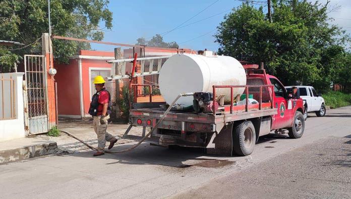 Atienden bomberos connato de incendio