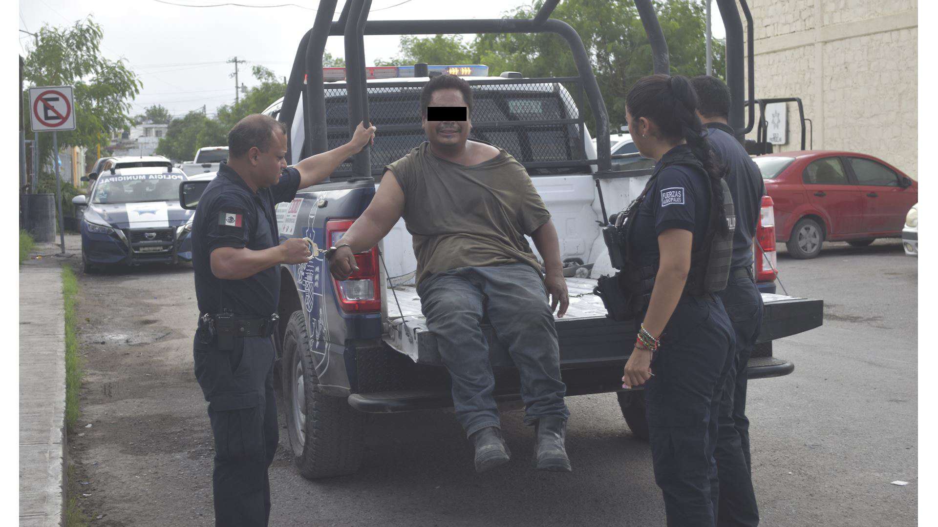 Desata borracho escándalo en el Pape