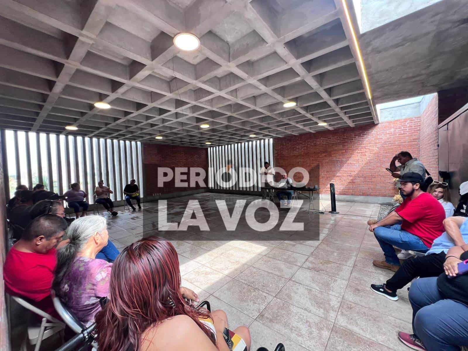 Entregan memorial a viudas de Pasta de Conchos