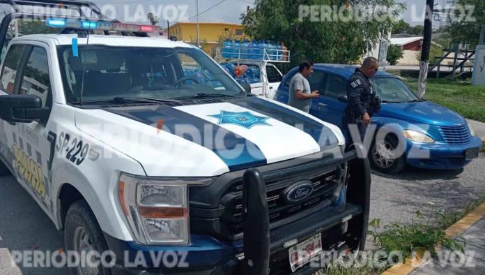 Encuentran auto robado en Frontera