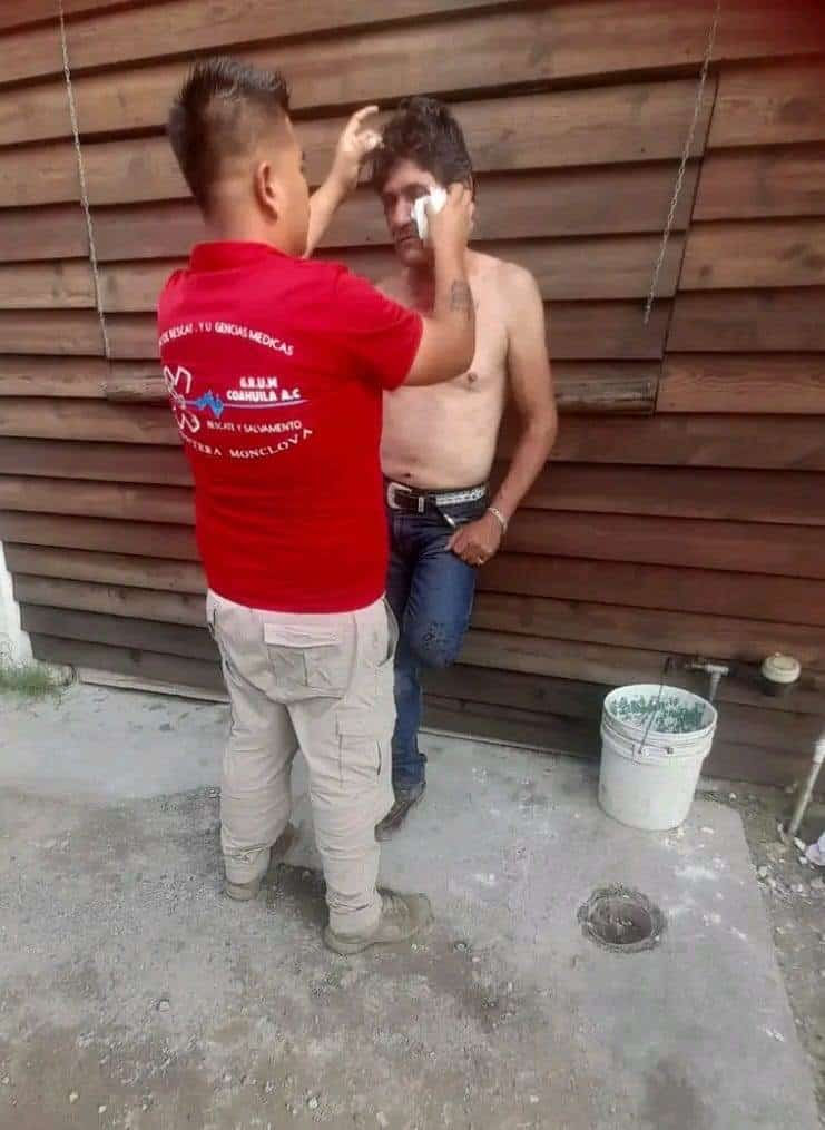 Hiere soldado a 2 hombres