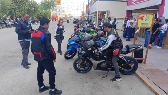 Llama A Motocilistas A Dar Ejemplo De Cultura Vial