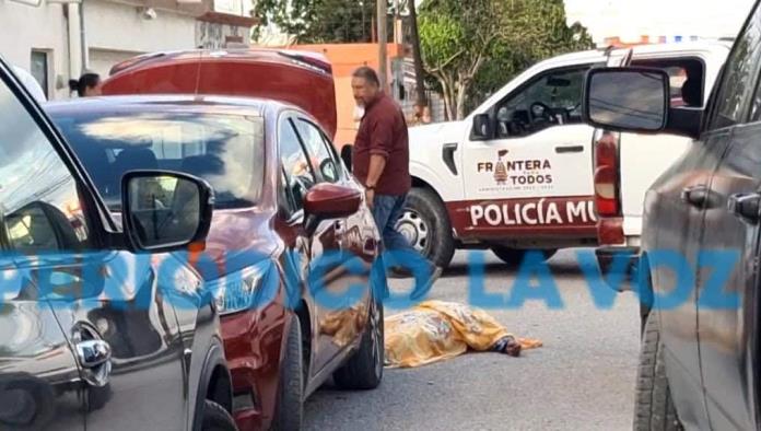 Muere infartado al salir de tienda 