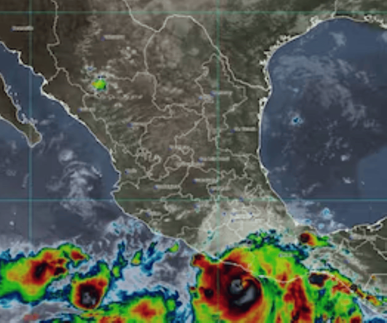 Huracán John golpea Michoacán; Hay dos fallecidos