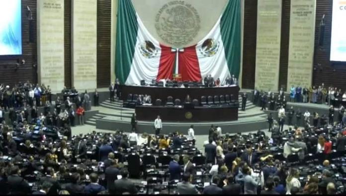 Diputados aprueban día obligatorio de descanso