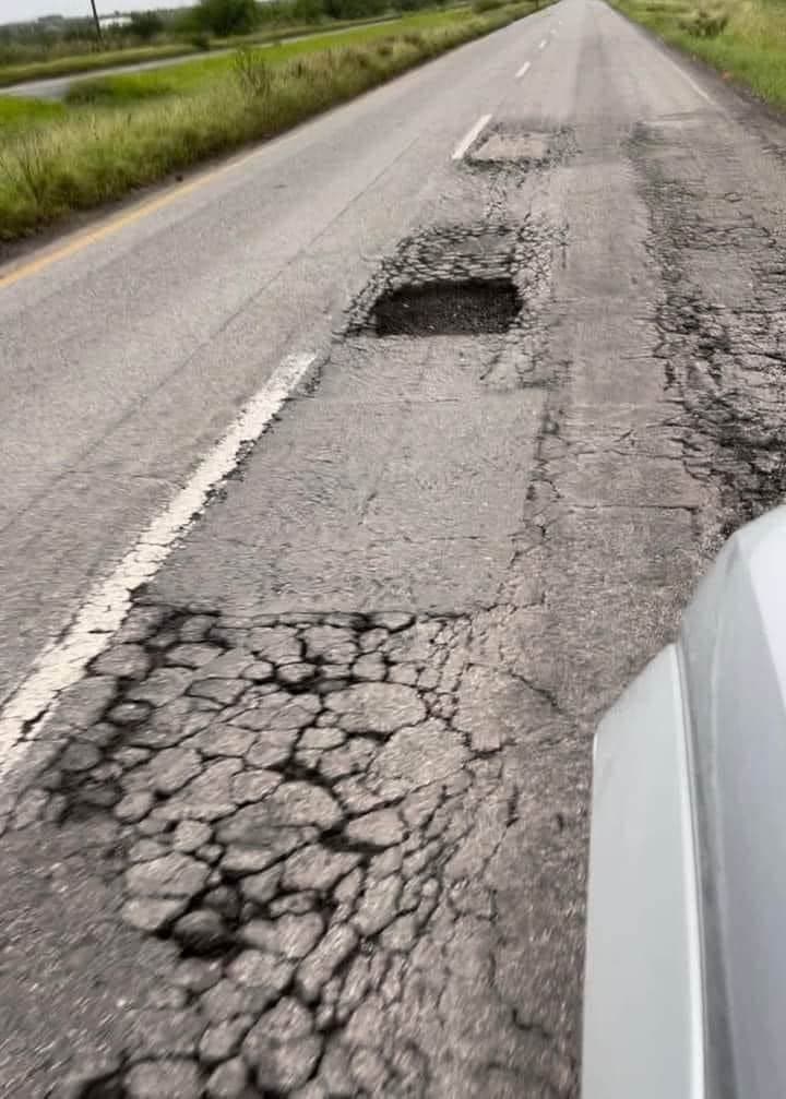 Para el próximo año se debe asignar presupuesto para mejorar las condiciones de las carreteras.