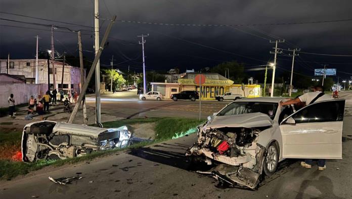 Buscan Acuerdo entre Conductores Tras Accidente en Román Cepeda