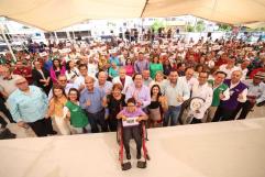 Inicia manolo entrega de la tarjeta de la salud popular en Coahuila