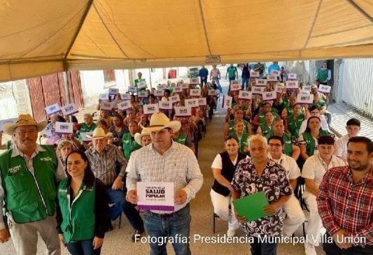 Presentan Tarjeta de Salud Popular 