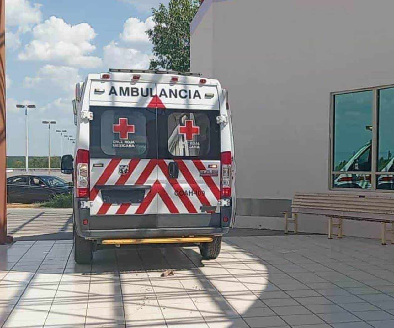 Trasladan a fallido suicida monclovense a Hospital de Palaú