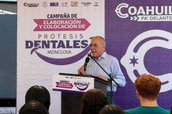 Realizan jornada de prótesis dentales