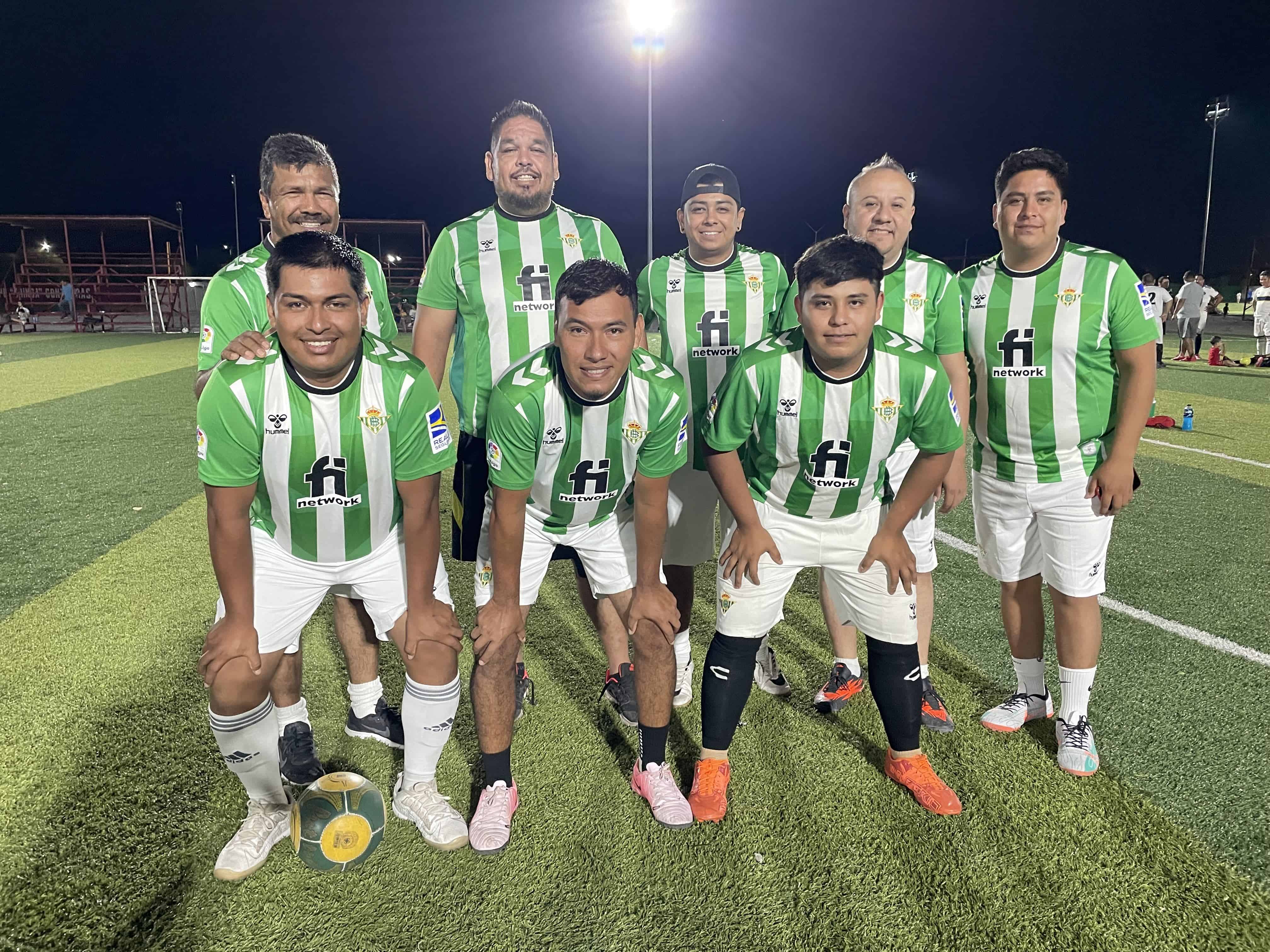 La Tambora Rielera accedió a la final en la Liga de Fut-7 de Músicos.