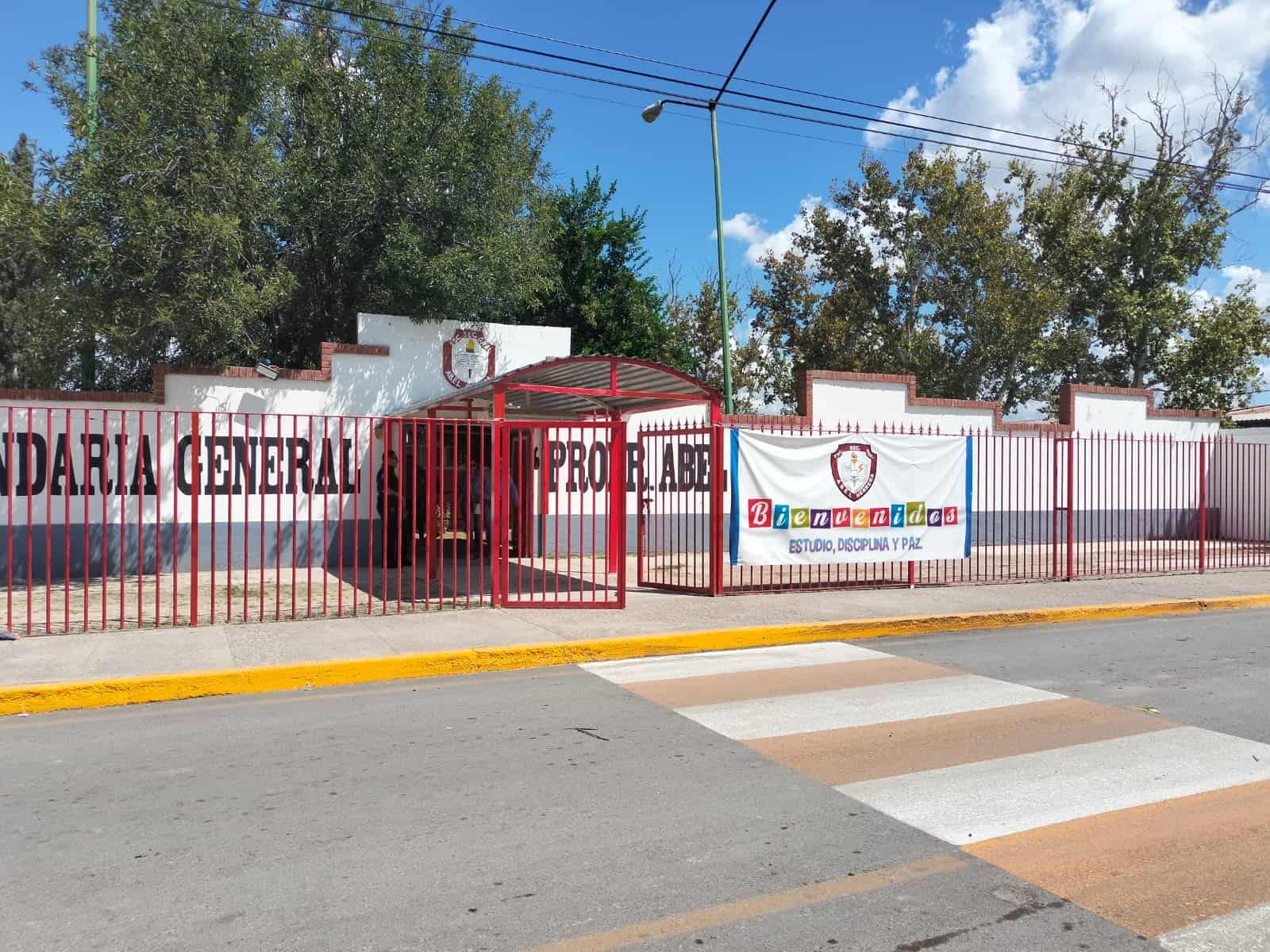 Secundaria General Profesor Abel Herrera se Benefician con "Escuela con Agua